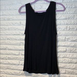 Black basic Tank